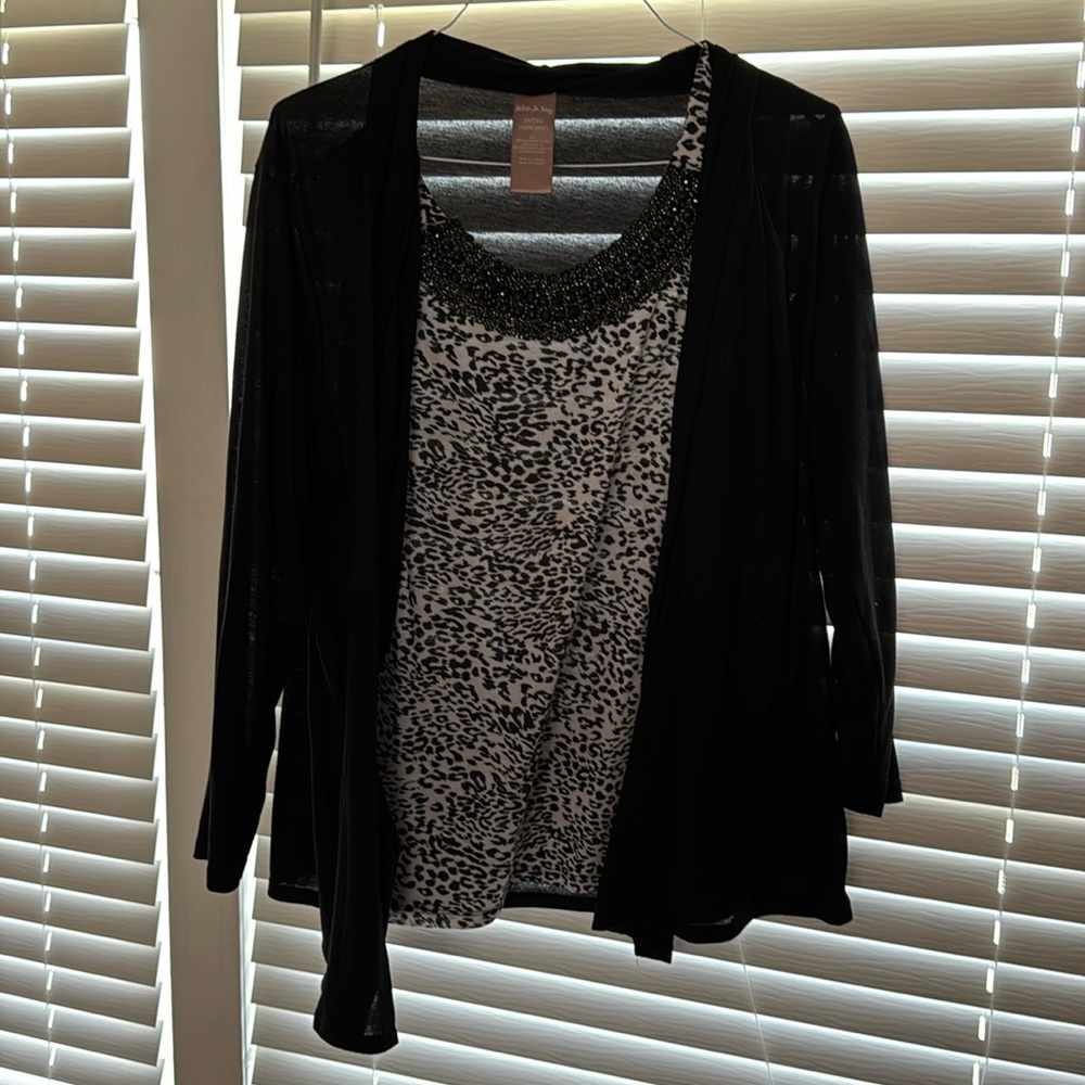 Women’s White Stag 2X/2XG (18W/20W) 2-fer blouse